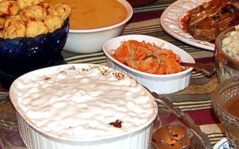 Roast turkey on a Thanksgiving dinner table